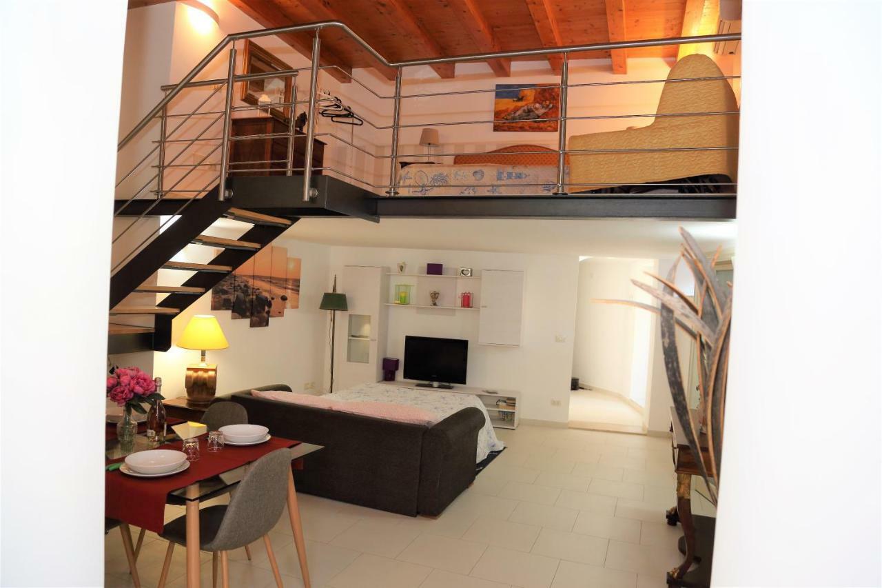 Apartamento Mega House CTA Exterior foto