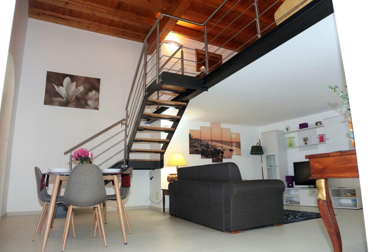 Apartamento Mega House CTA Exterior foto